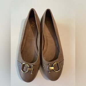 A2 By Aerosoles Women's Tan Ballet Flats with Buckle Detail
